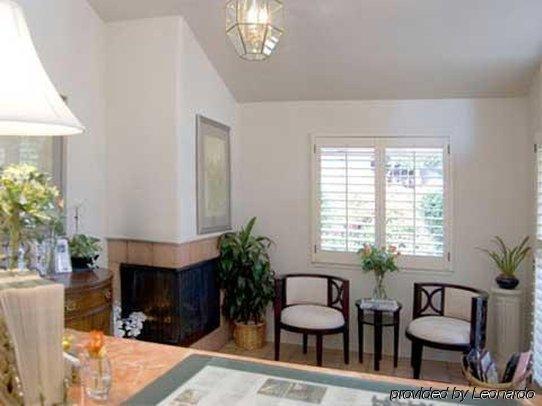 Adobe Inn Carmel-by-the-Sea Интерьер фото